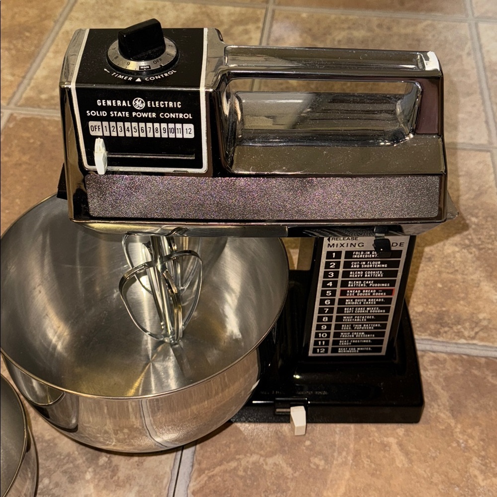 VTG GE GENERAL ELECTRIC solid state power control electric stand mixer 12 speed
